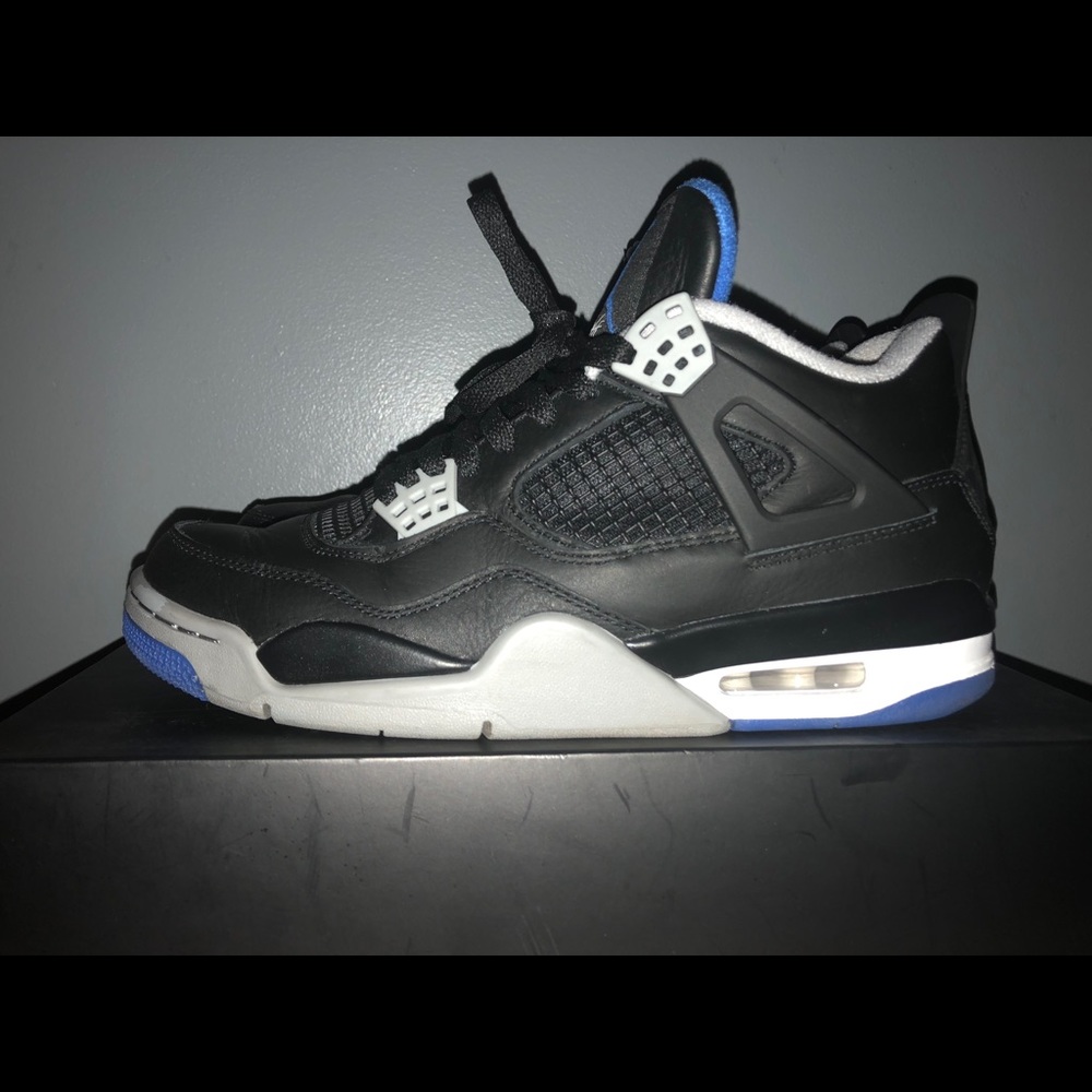 Jordan 4 alternate motorsports